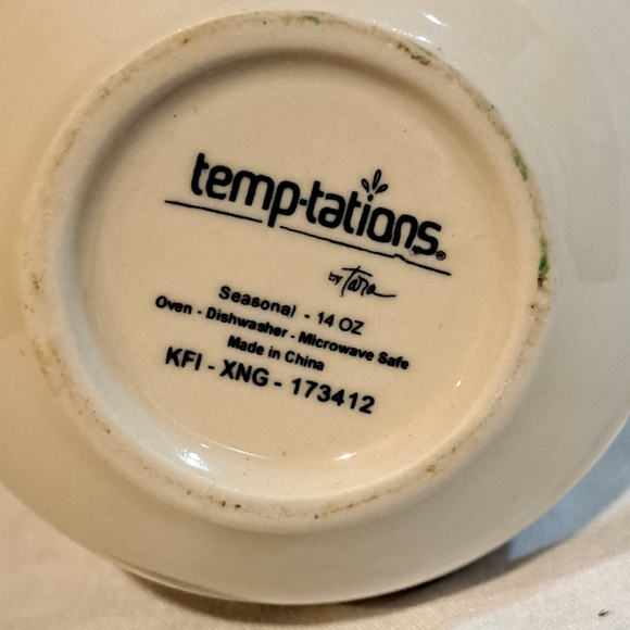 Temptations Old World Seasonal 12 oz Mugs (2) - Picture 6 of 7